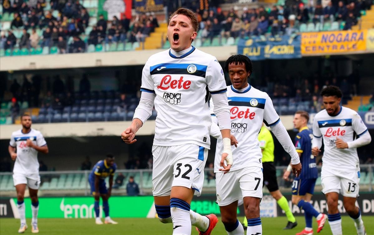 yabo下载地址莱万多夫斯基官方宣布出色防守新规，阿森纳引发争议！赛场气氛高涨(莱万多夫斯基说什么了)