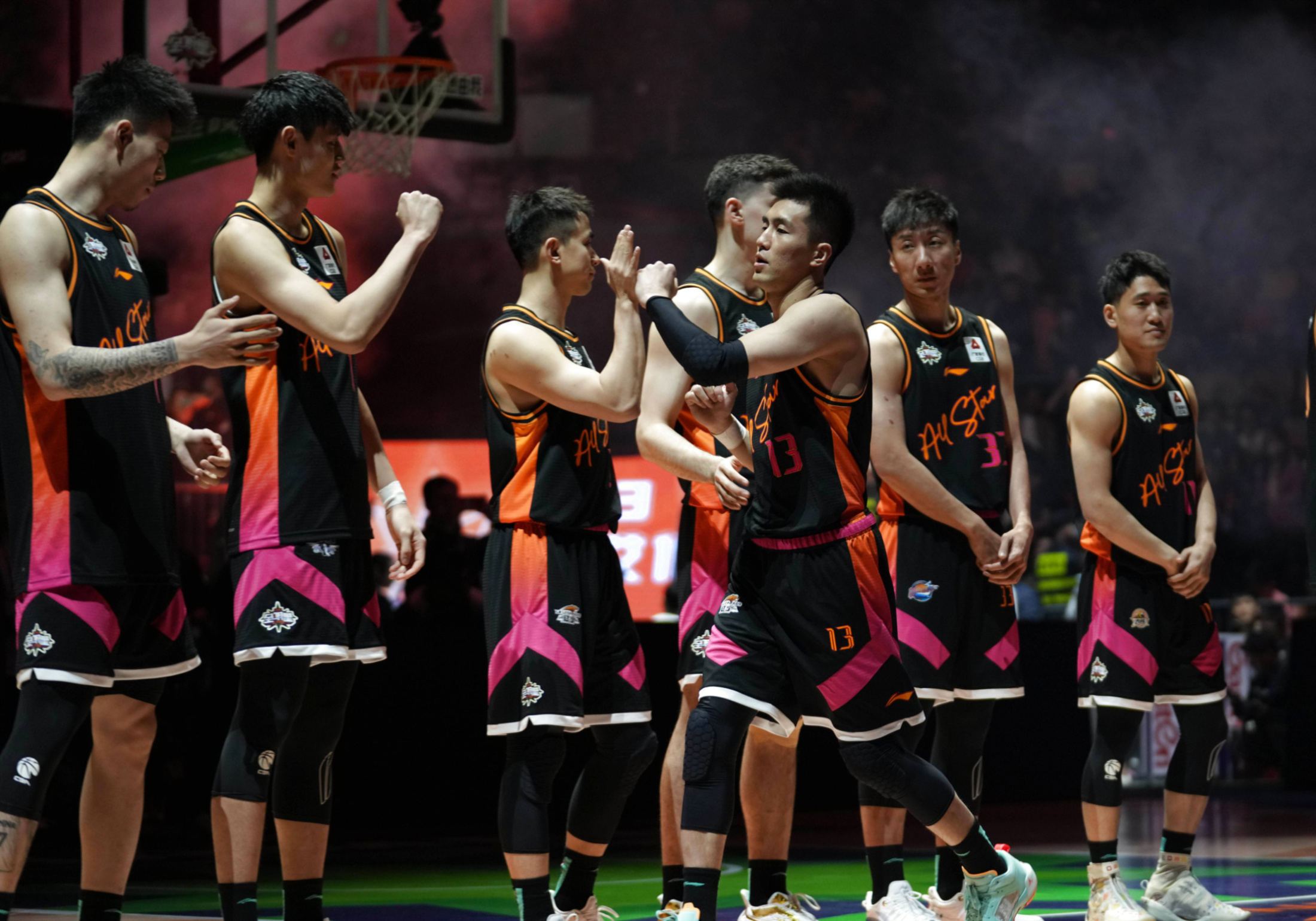 Yabo Sports里程碑夜！马德里竞技外线爆发，CBA常规赛国际比赛日刷纪录，管理层满意，阵容厚度经受考验的简单介绍