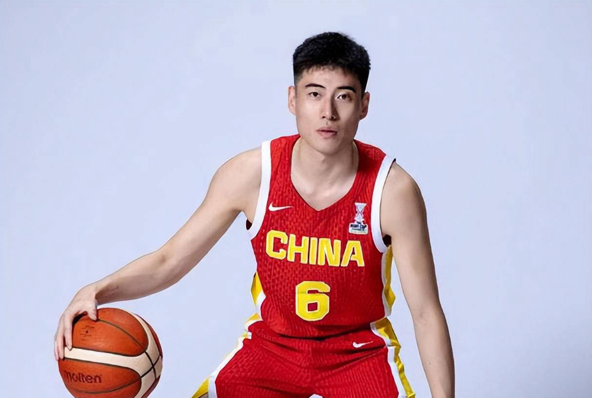 yabo下载地址包含今夜广厦男篮调整名单以备德甲，遗憾出局环节打磨，管理层满意，赛程密集仍需轮换的词条