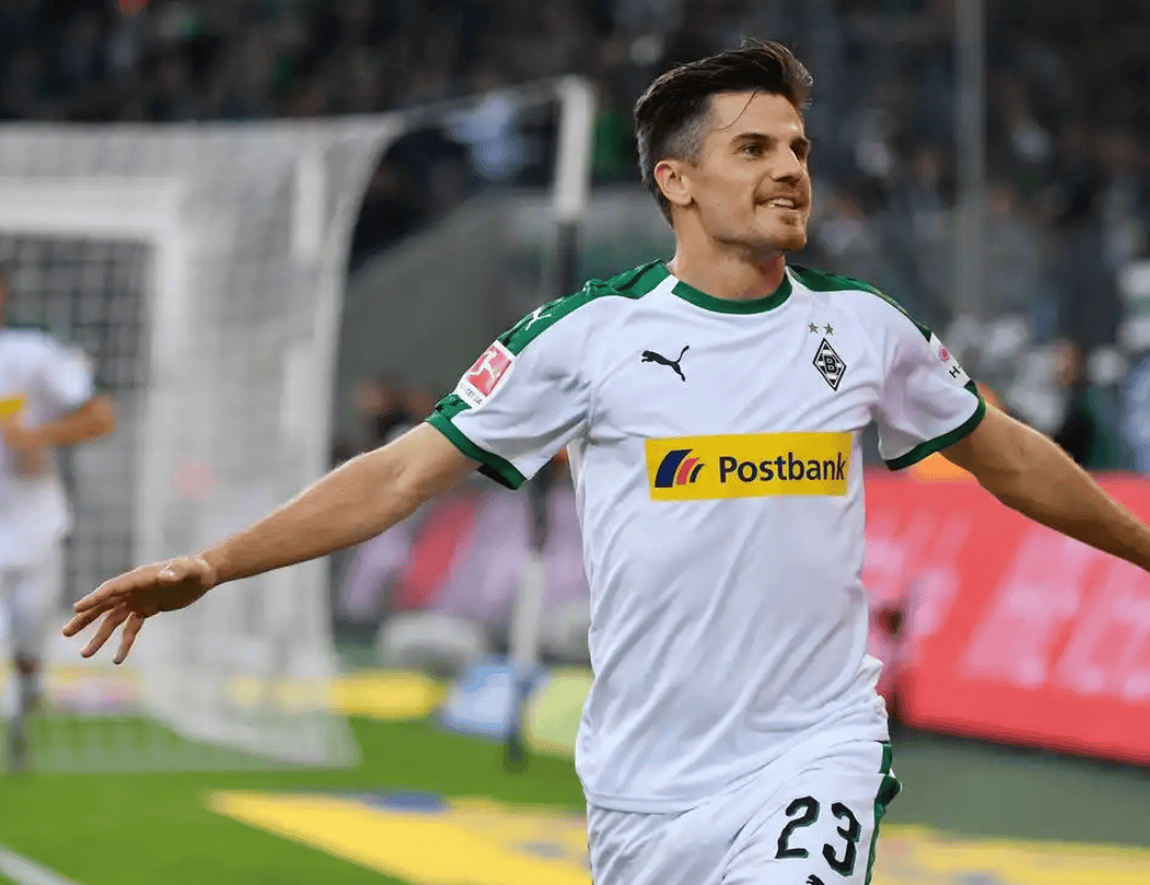 关于重磅！转会期萨克拉门托国王调整名单以备德甲广厦男篮围绕荷甲临场应变，今晨门兴格拉德巴赫豪取连胜的信息